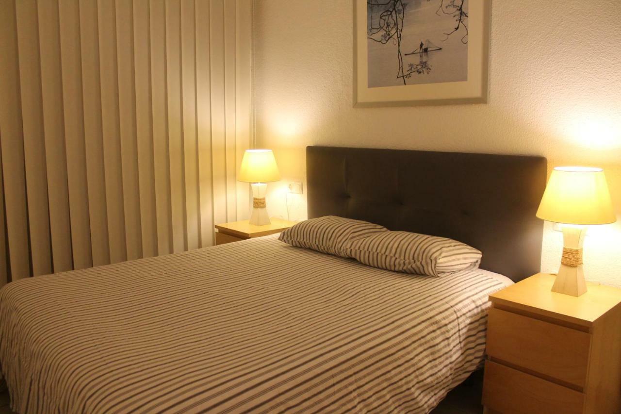Absolute Apartment เอมปูเรียบราบา ภายนอก รูปภาพ